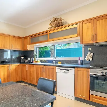 Villa Violeta With Heated Pool Arco da Calheta (Madeira)
